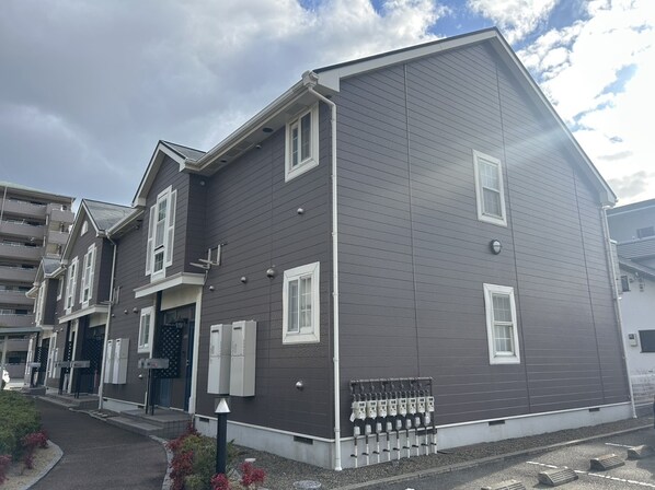 ル・クプル プラースⅡの物件外観写真